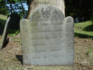 Headstone, Hannah White 1725